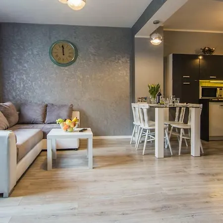Apartamenty Hotelove Z Sauna Przy Strumieniu Карпач Екстер'єр фото